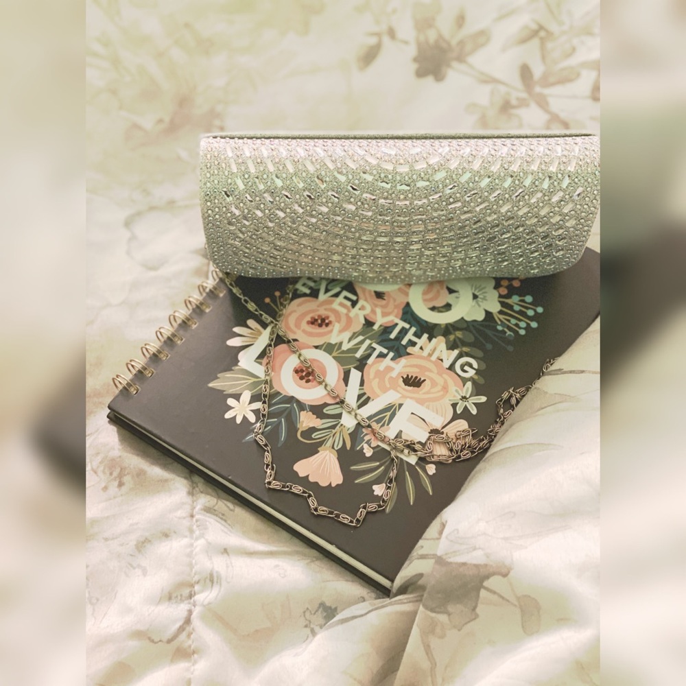 silver clutch